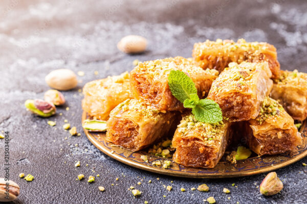 Griekse baklava: Zoet, knapperig, en onweerstaanbaar lekker! Een perfecte afsluiting van jouw maaltijd!
